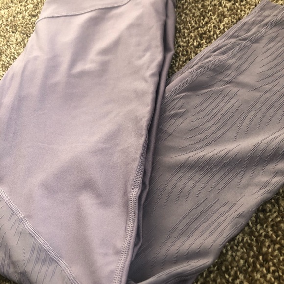 Violet Under Armour Leggings - Picture 3 of 9